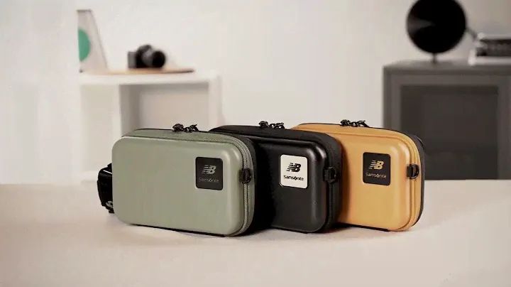 New Balance I Samsoniteコレクション ／スモールクロスボディバッグ