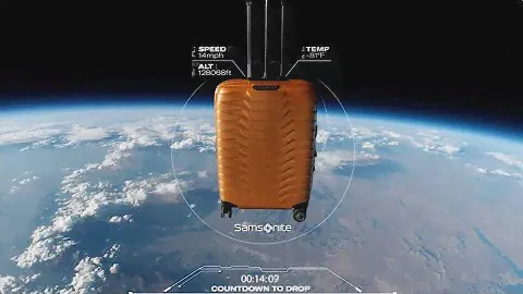 Чемодан Samsonite отправили в стратосферу и сбросили вниз. Проверка на прочность.