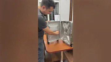 Чемодан смарт нео
