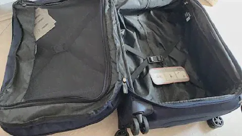 Samsonite Spark SNG Eco Hand Expandable Luggage with Spinner Wheels Review